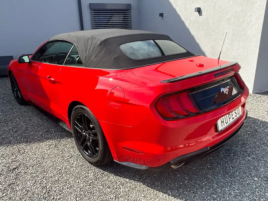 Ford Mustang GT - Thumbnail 5