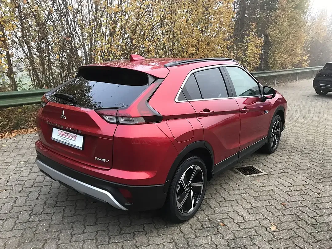 Mitsubishi Eclipse Cross 2.4 PHEV Hybrid Plus - Thumbnail 5