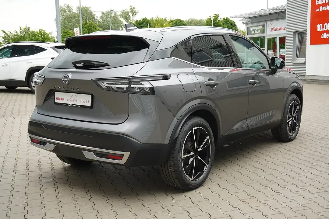 Nissan Qashqai 1.3 DIG-T AUT Tekna - Thumbnail 5
