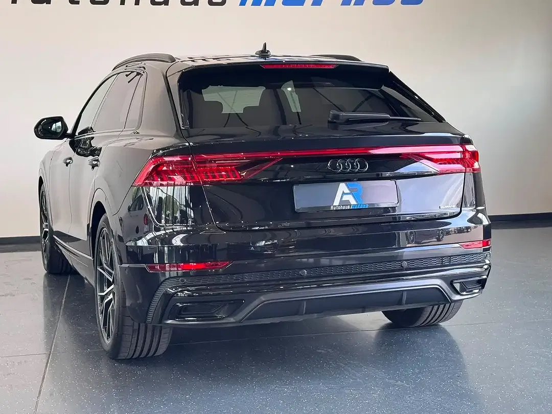 Audi Q8 quattro competition S line - foto 15