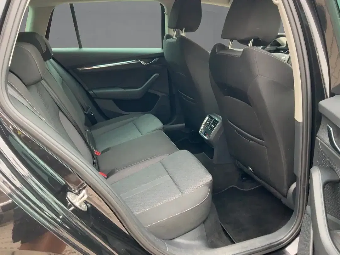 Skoda Octavia 1.4 TSI Hybrid Combi - Thumbnail 12