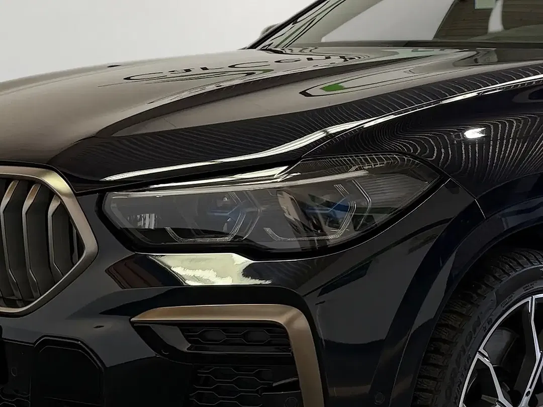 BMW X6 M - Thumbnail 4
