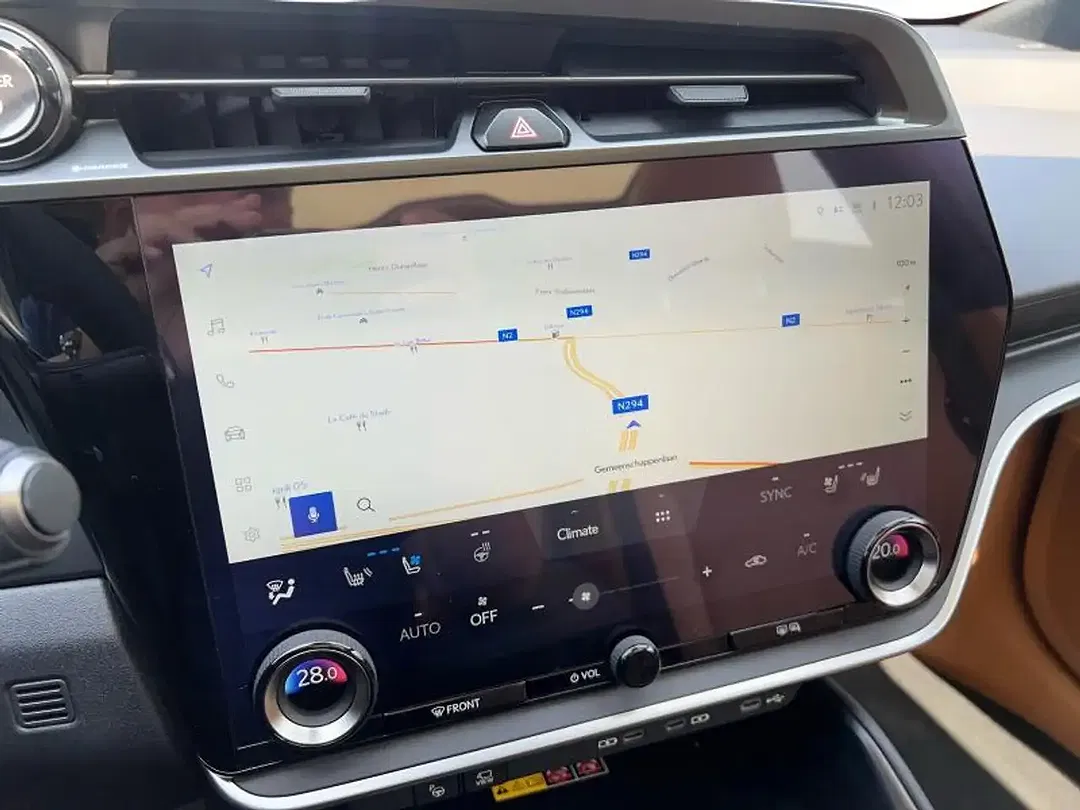 Lexus RZ 4x4 - Thumbnail 13