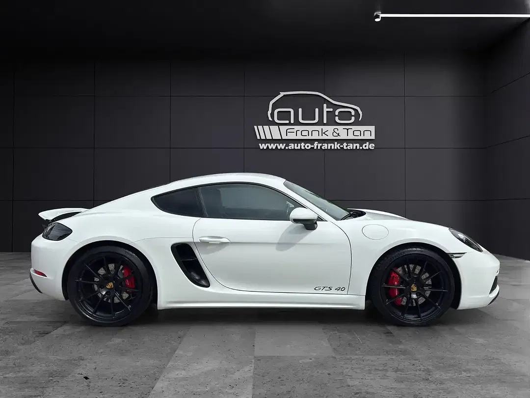 Porsche Cayman 4.0 GTS - Thumbnail 4