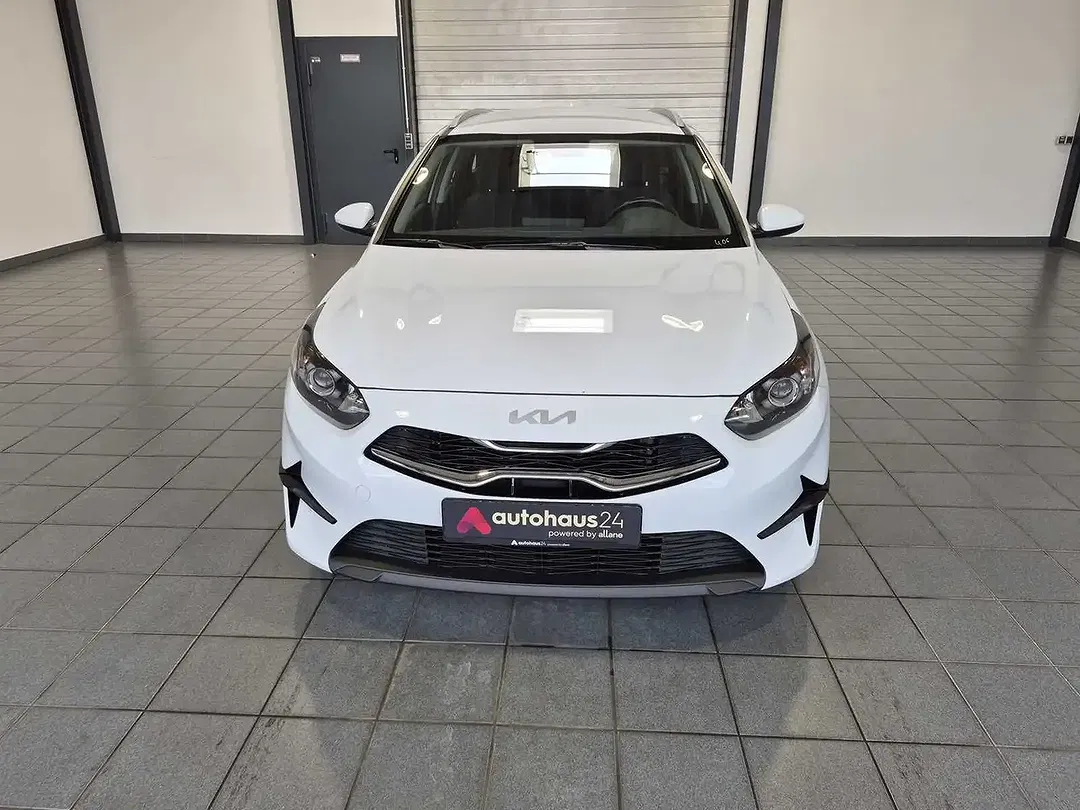 Kia Ceed SW / cee'd SW 1.5 T-GDI Vision - foto 2