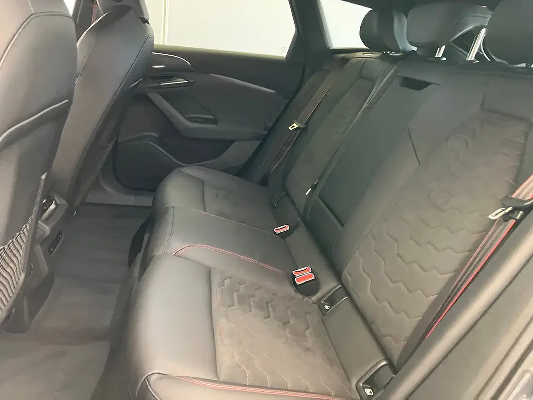 Audi S6 e-tron - Thumbnail 10