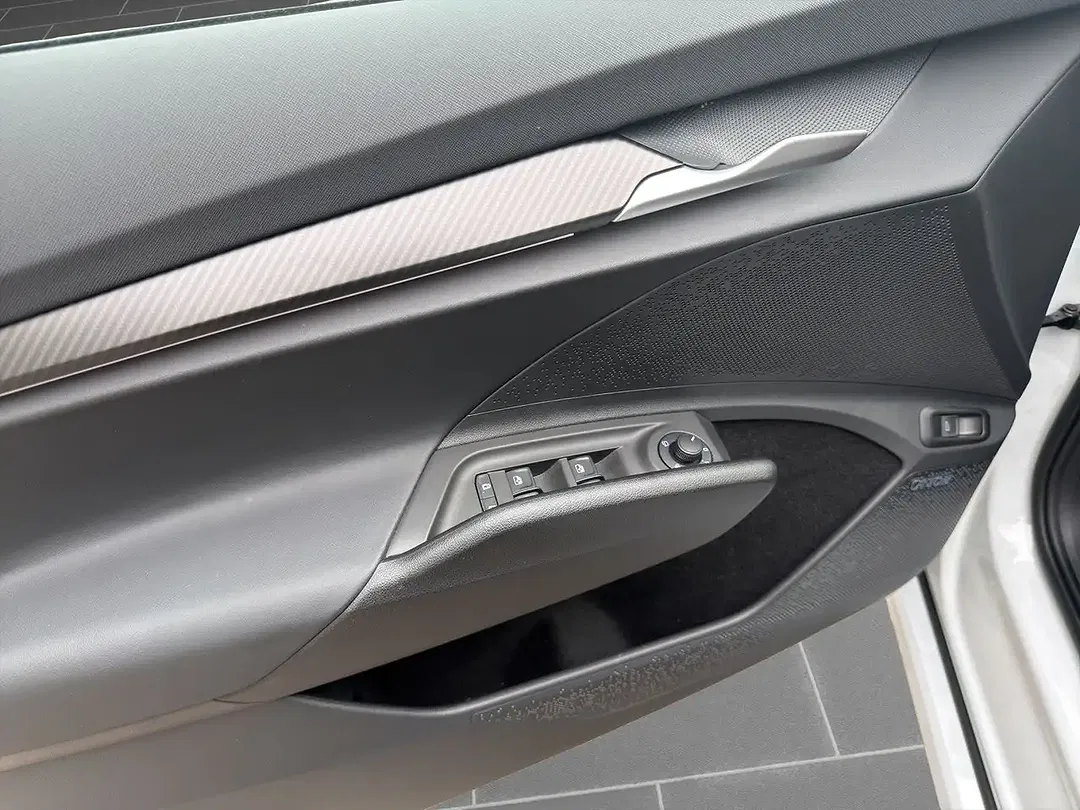 Skoda Enyaq 85 Coupé Sportline - Thumbnail 13