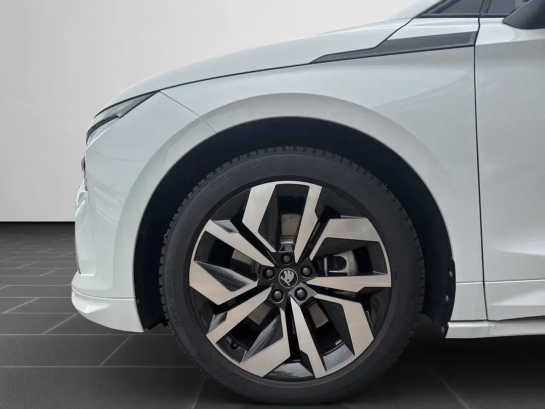 Skoda Enyaq 85 Coupé Sportline - Thumbnail 8