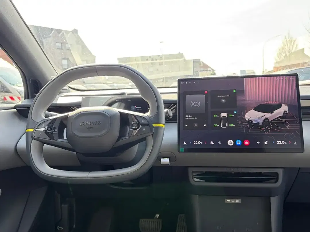 Lynk & Co 02 - Thumbnail 9