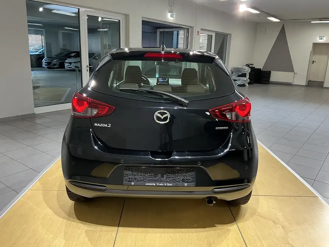 Mazda 2 Advantage - Thumbnail 4