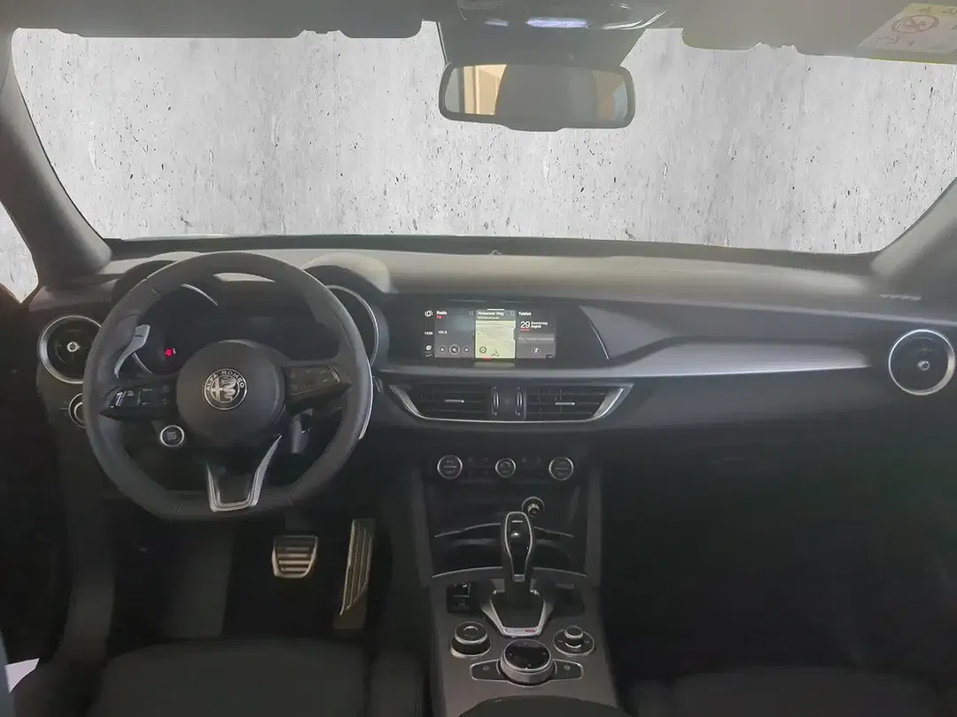 Alfa Romeo Stelvio Q4 Veloce - foto 13