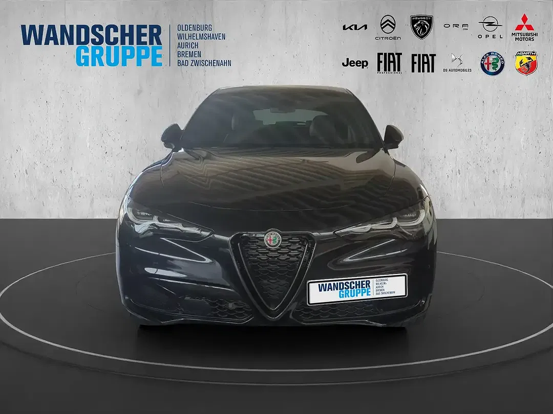 Alfa Romeo Stelvio Q4 Veloce - foto 2