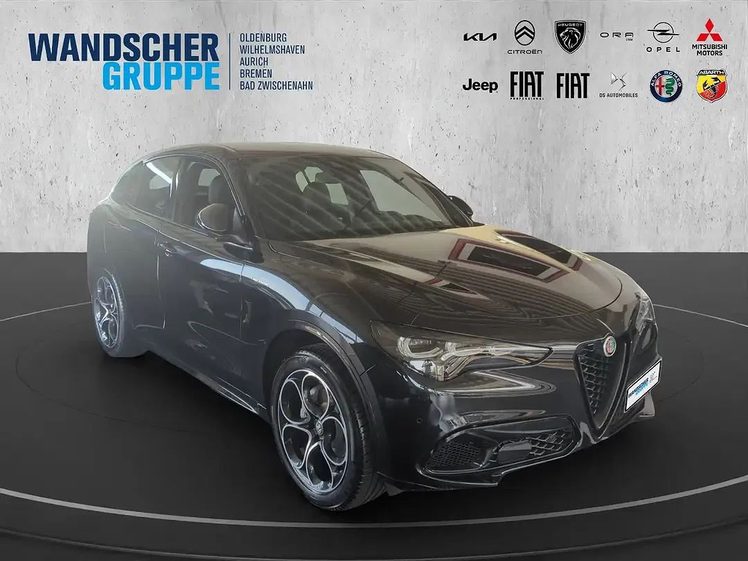 Alfa Romeo Stelvio Q4 Veloce - Thumbnail 6