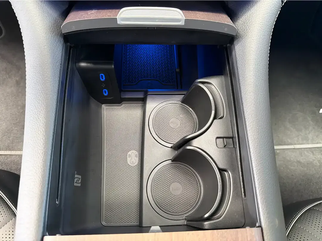 Mercedes-Benz EQS 450 4MATIC AMG Line - Thumbnail 13