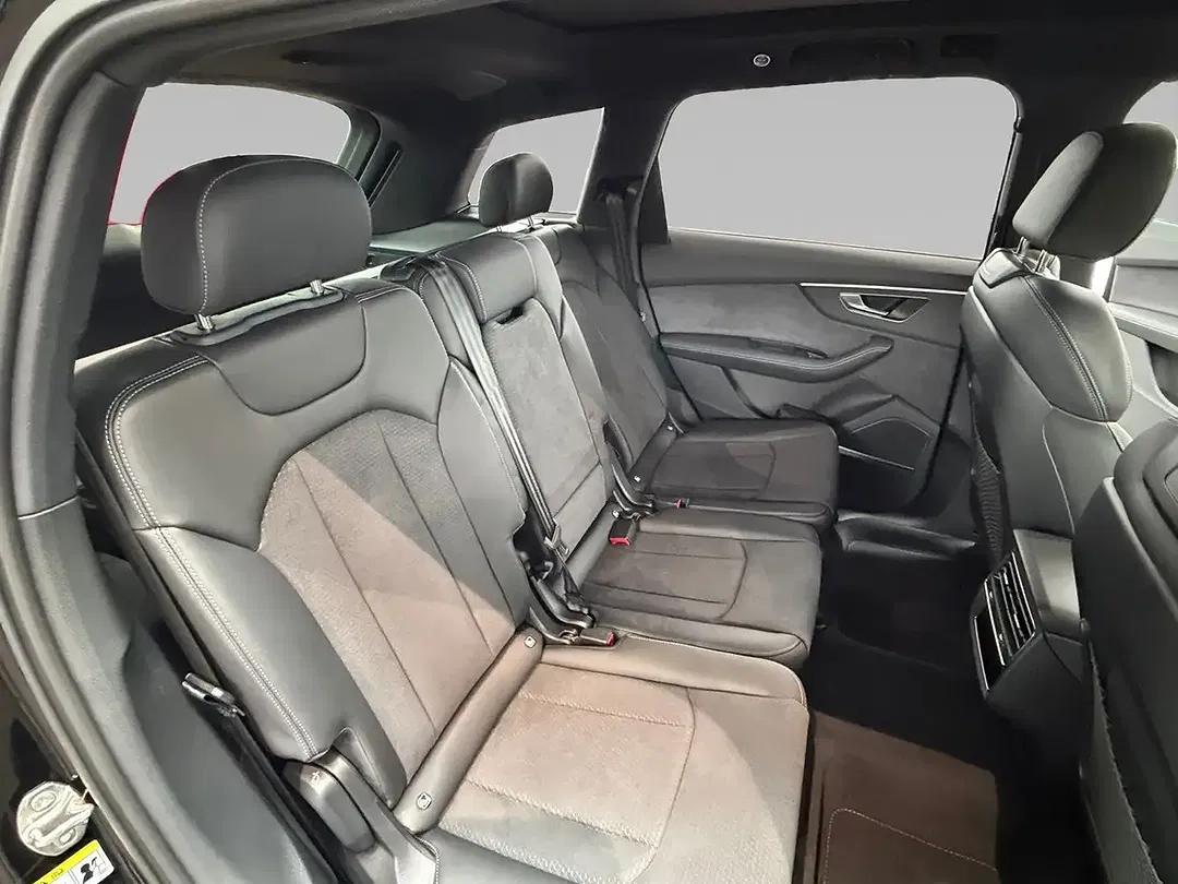 Audi Q7 quattro S line - Thumbnail 12