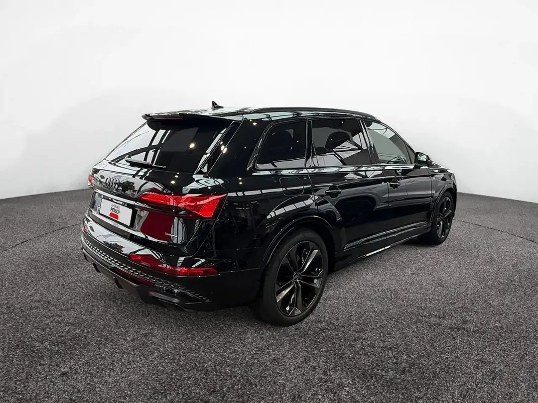 Audi Q7 quattro S line - Thumbnail 4