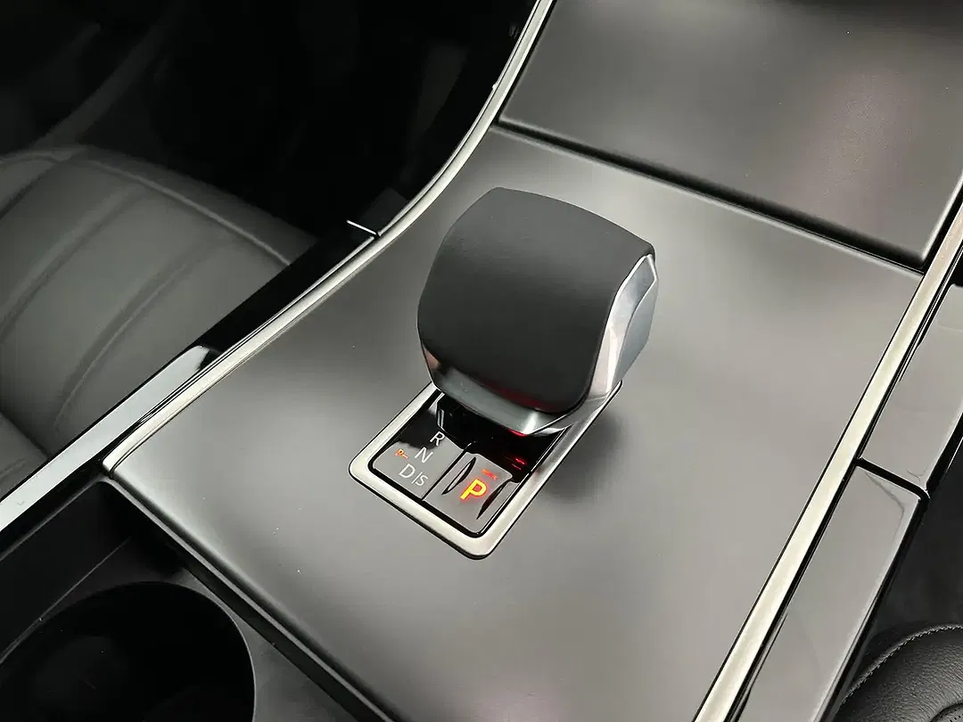 Land Rover Range Rover Evoque P270e 4x4 Dynamic SE - Thumbnail 12