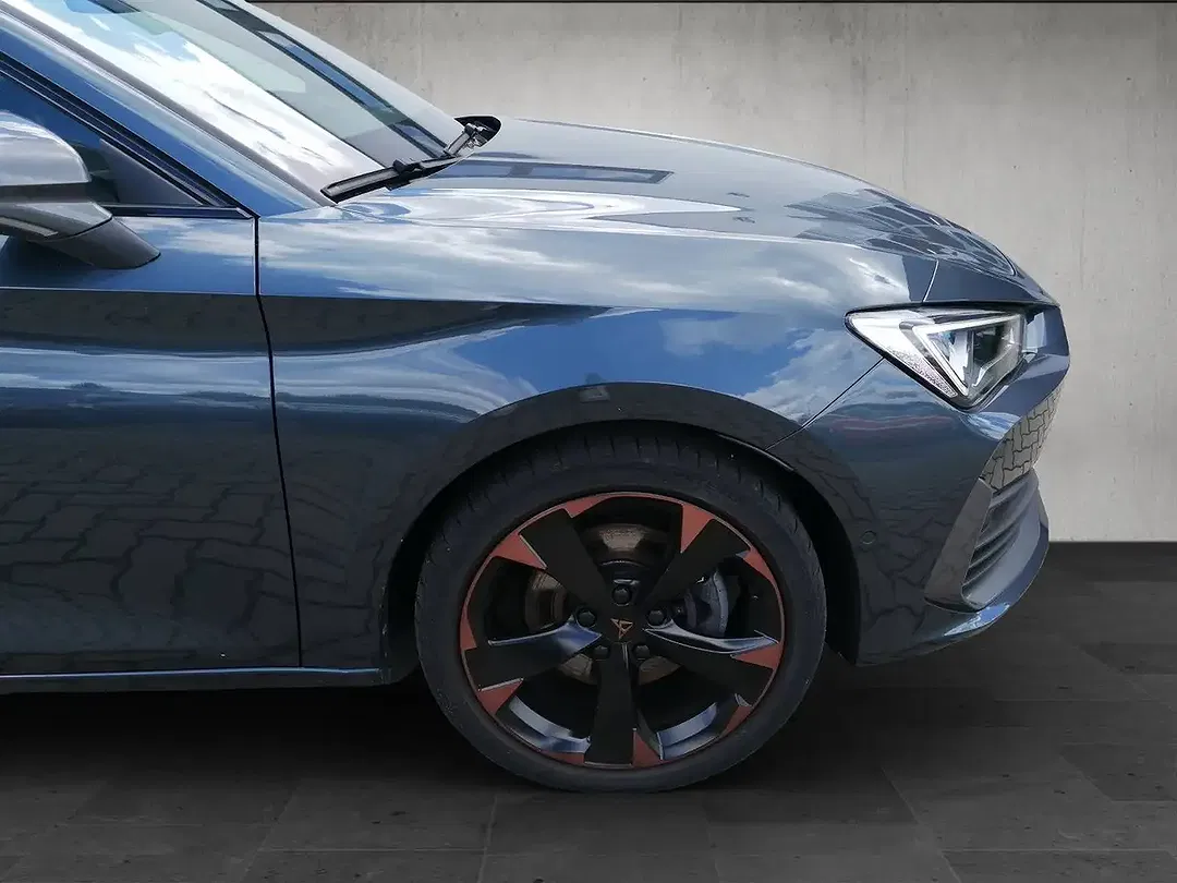CUPRA Leon 1.5 TSI DSG DCC Matrix LED Sportstourer - Thumbnail 8