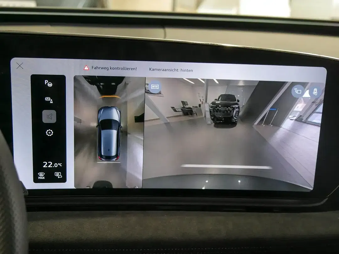 Audi A6 e-tron - Thumbnail 12