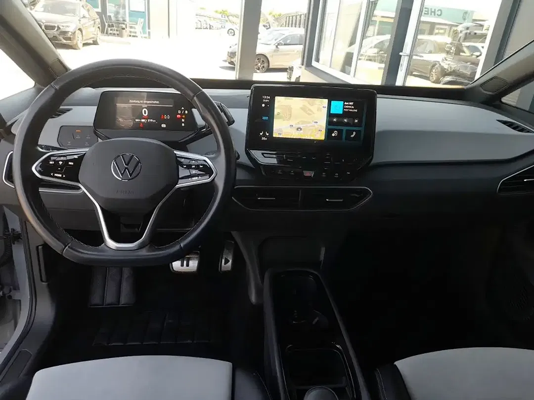 Volkswagen ID.3 - Thumbnail 3