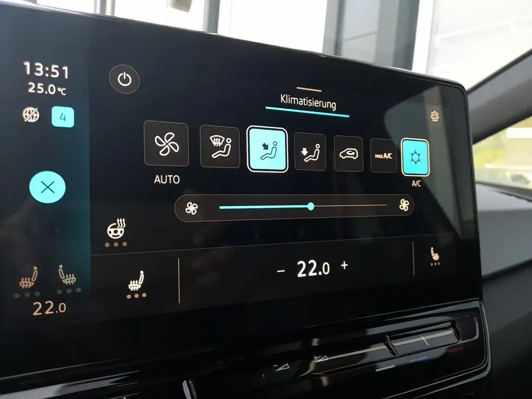Volkswagen ID.3 - Thumbnail 6