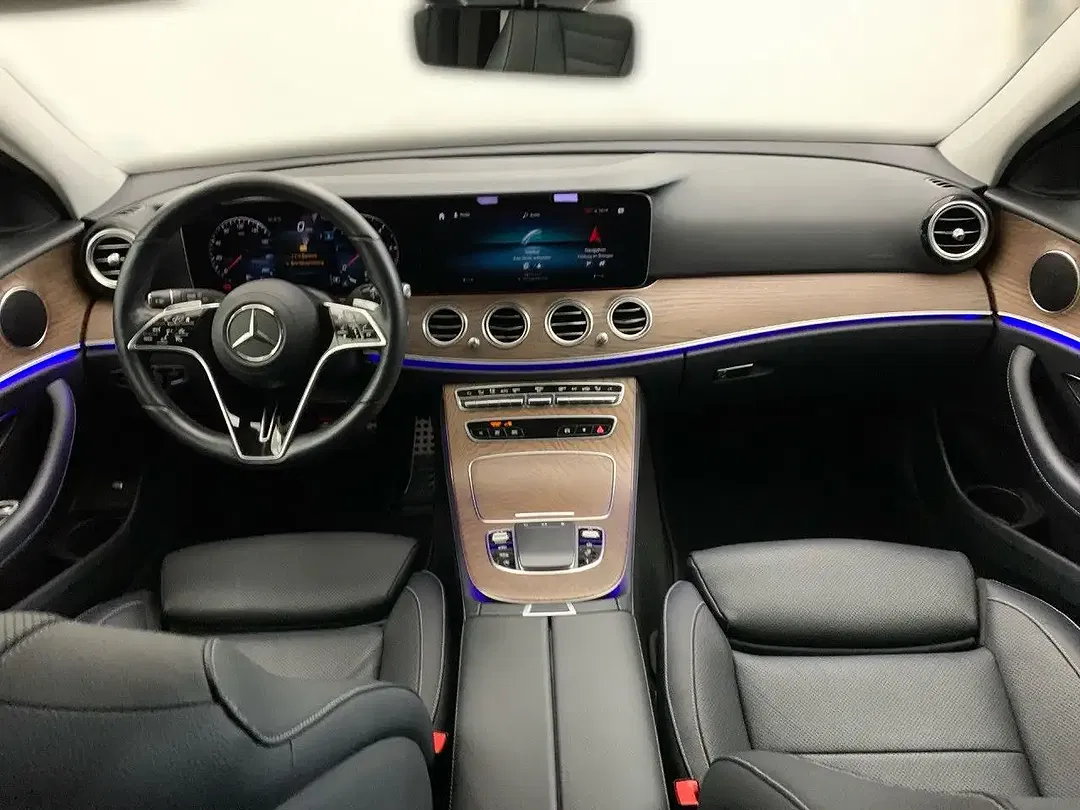 Mercedes-Benz E 400 4MATIC - Thumbnail 11