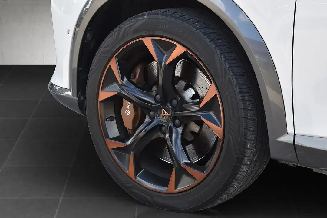 CUPRA Formentor 2.0 TSI 4Drive VZ - Thumbnail 4