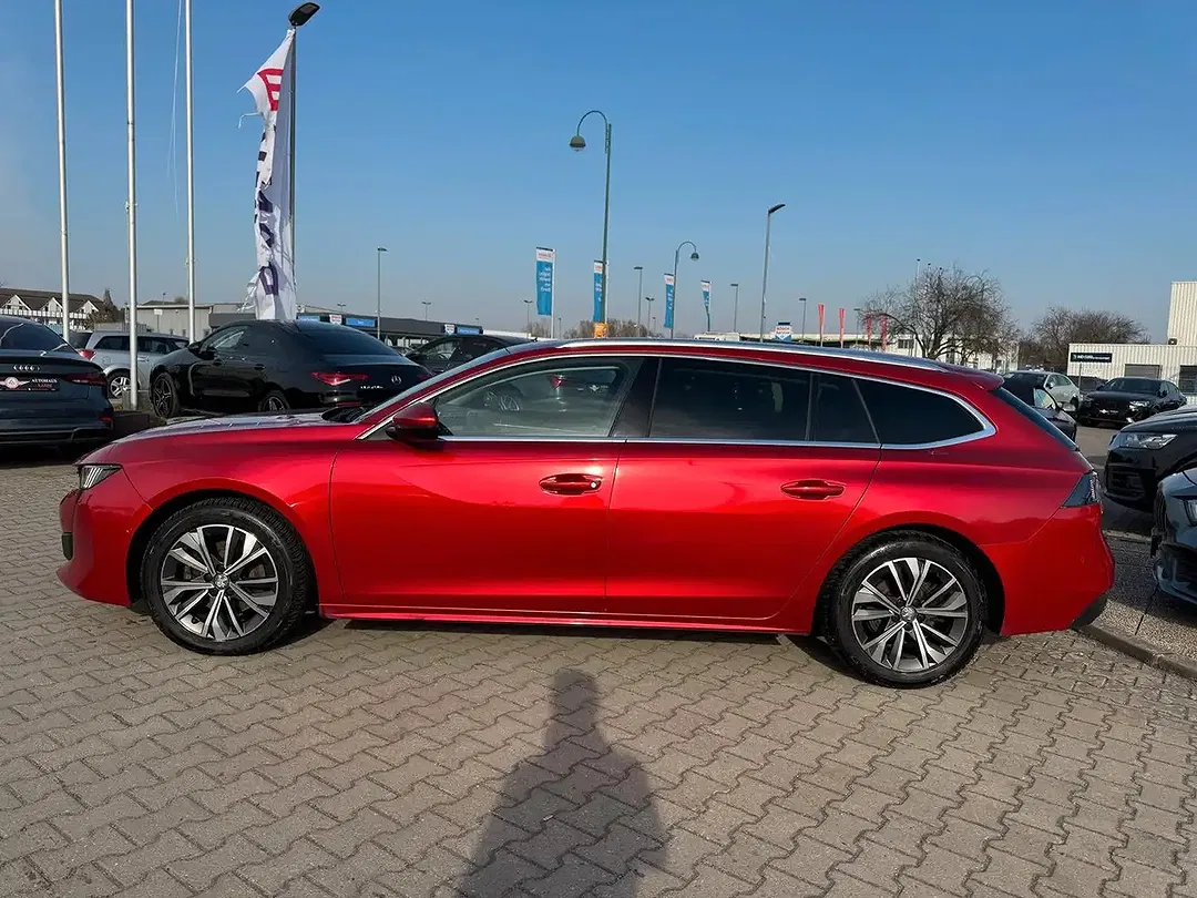 Peugeot 508 SW - Thumbnail 10