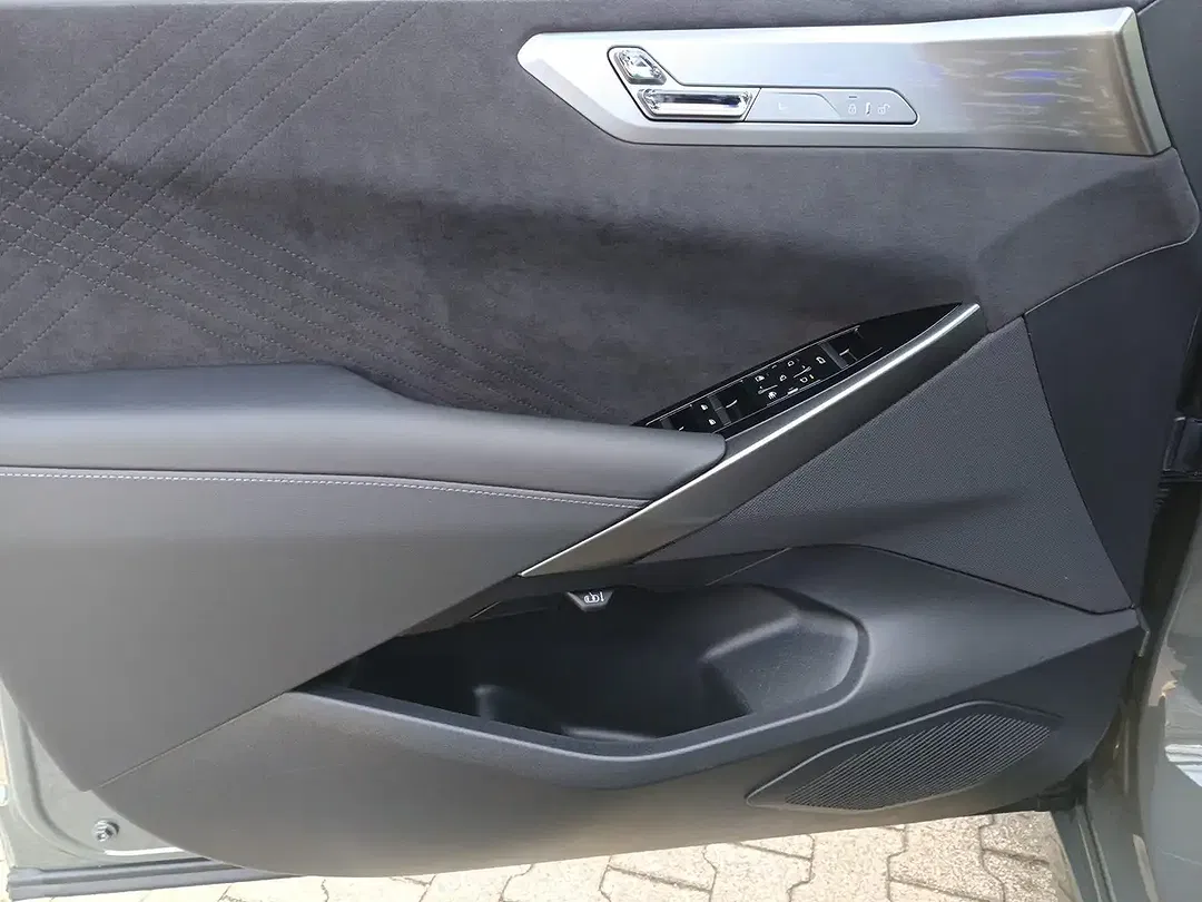 BMW X5 xDrive M Sport Pro - Thumbnail 15