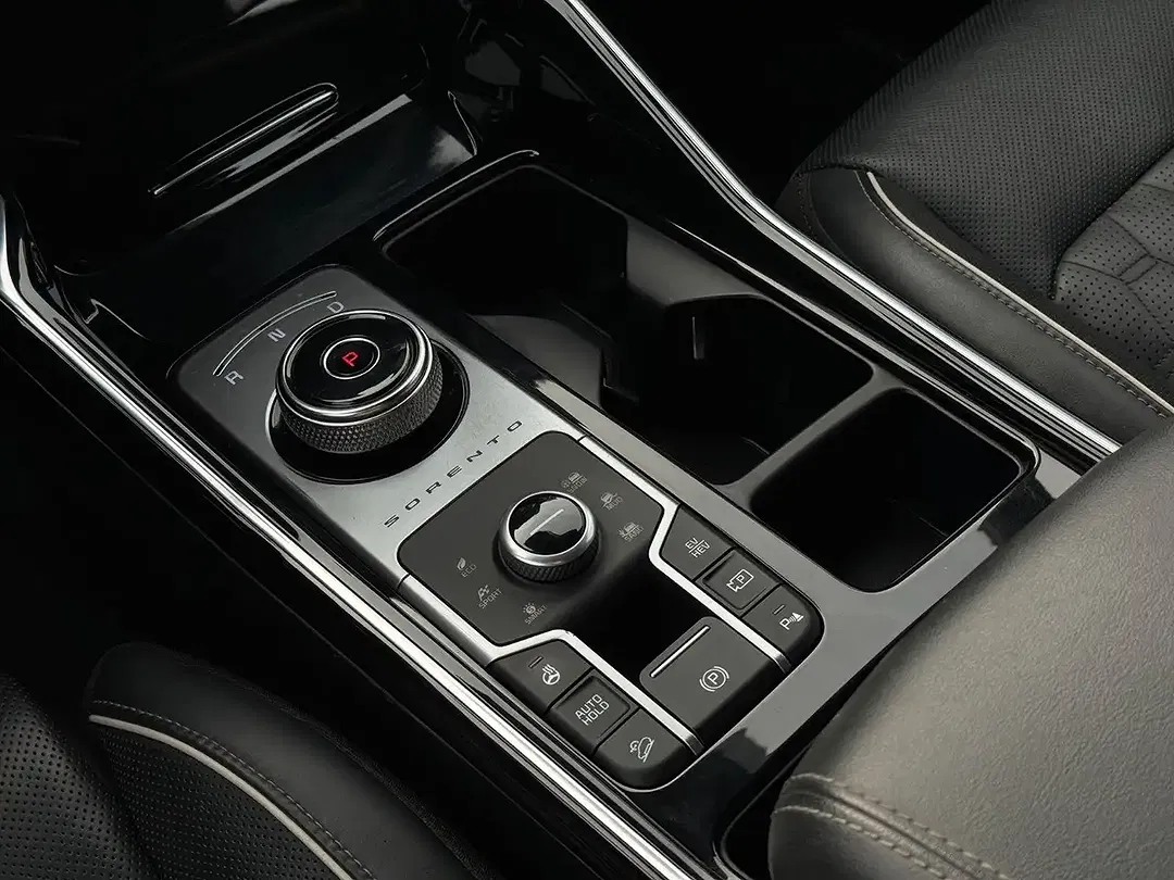 Kia Sorento 1.6 T-GDI PHEV AWD Platinum - Thumbnail 14