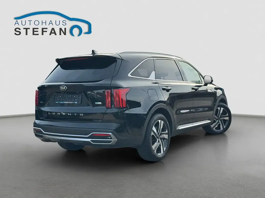 Kia Sorento 1.6 T-GDI PHEV AWD Platinum - Thumbnail 3
