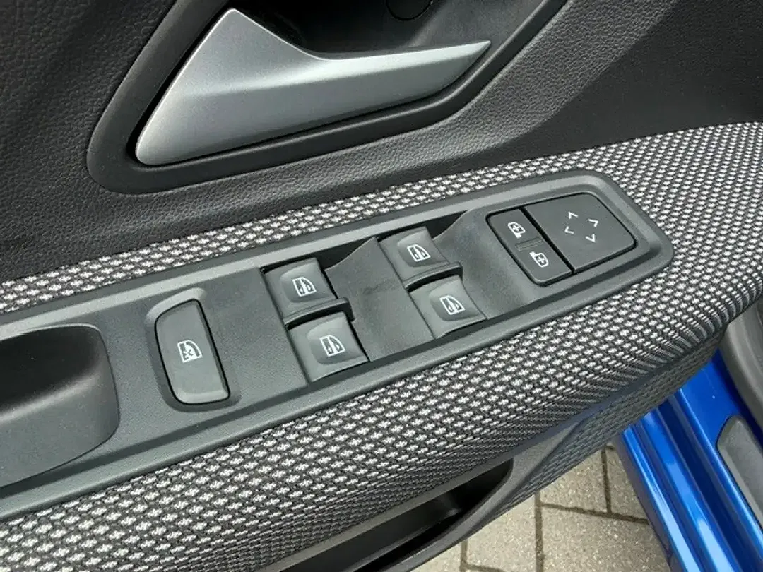 Dacia Sandero TCe Stepway Extreme - Thumbnail 14