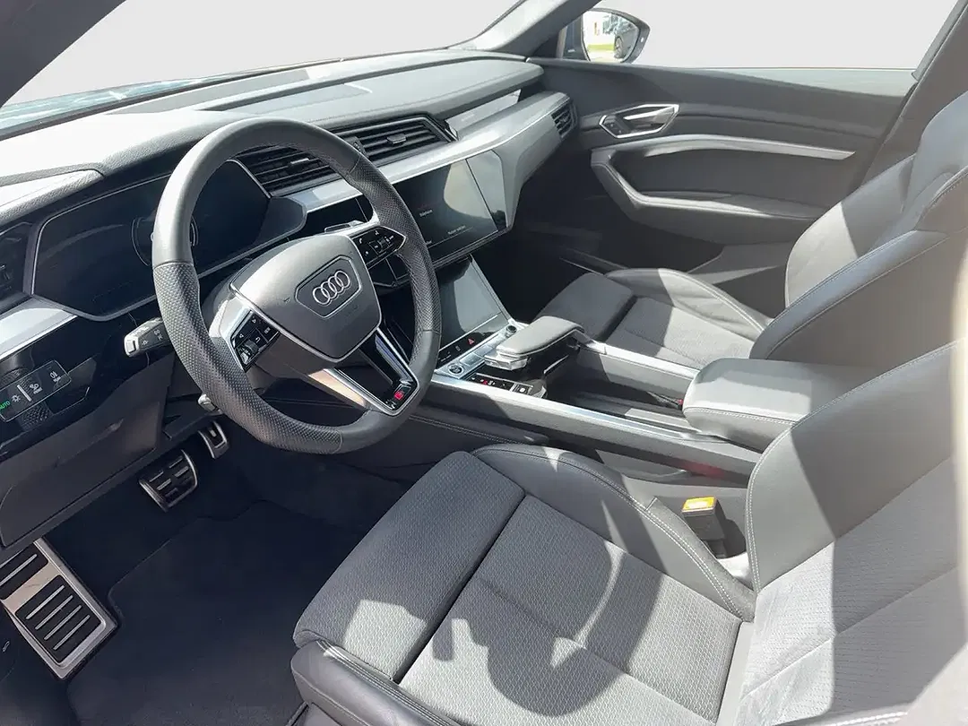 Audi Q8 50 e-tron quattro S line - Thumbnail 8