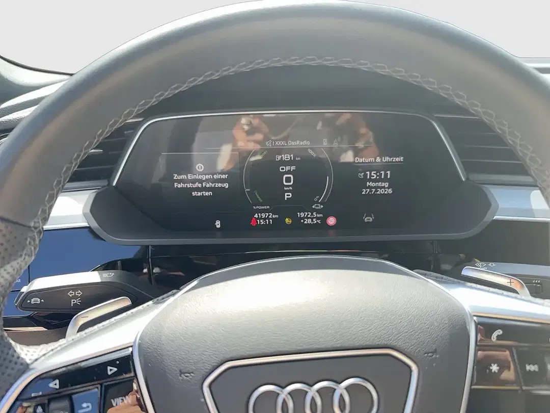 Audi Q8 50 e-tron quattro S line - Thumbnail 9