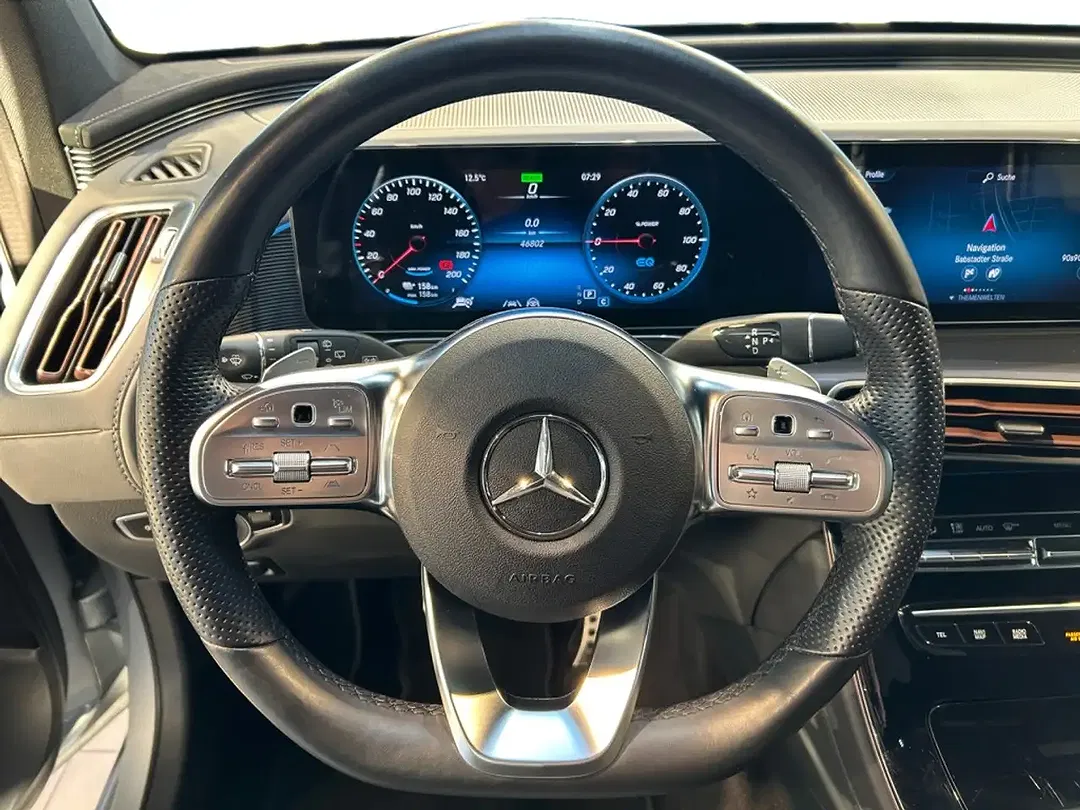 Mercedes-Benz EQC 400 4MATIC AMG MBUX - Thumbnail 10