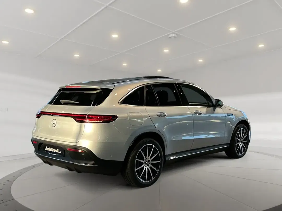 Mercedes-Benz EQC 400 4MATIC AMG MBUX - foto 2