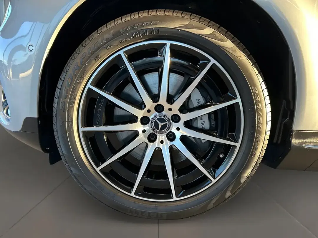 Mercedes-Benz EQC 400 4MATIC AMG MBUX - Thumbnail 8
