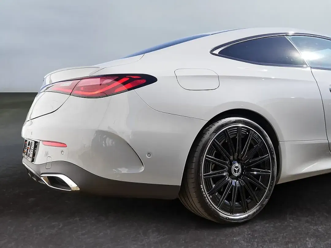 Mercedes-Benz CLE 220 AMG Burmester Night - Thumbnail 5