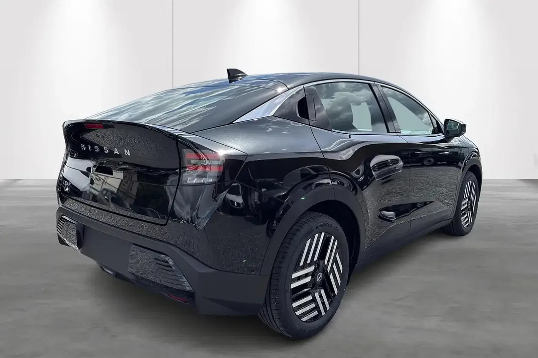 Nissan Leaf Plus - Thumbnail 3