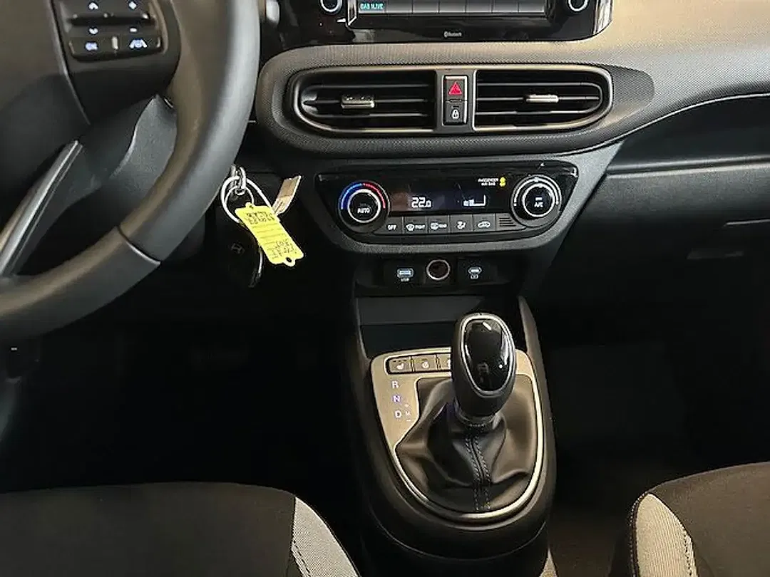 Hyundai i10 1.2 AMT Comfort Plus - Thumbnail 12