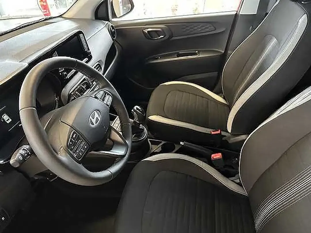 Hyundai i10 1.2 AMT Comfort Plus - Thumbnail 9