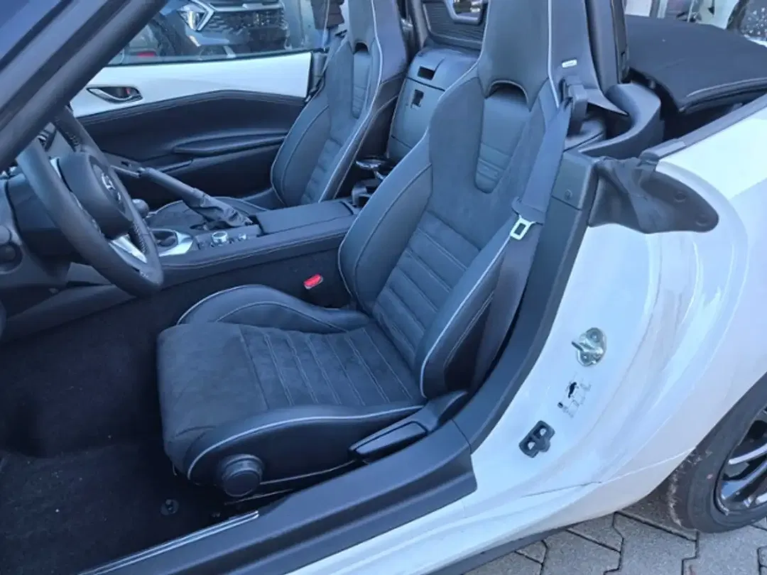 Mazda MX-5 1.5 6MT - Thumbnail 10