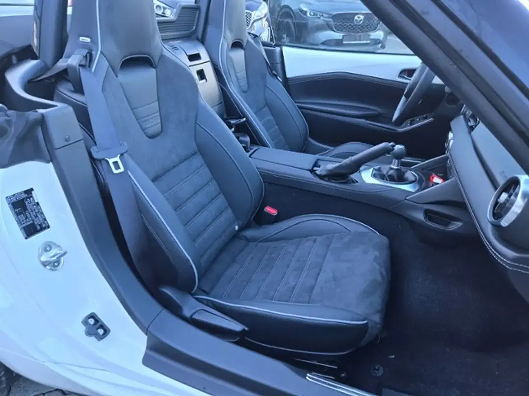 Mazda MX-5 1.5 6MT - Thumbnail 11