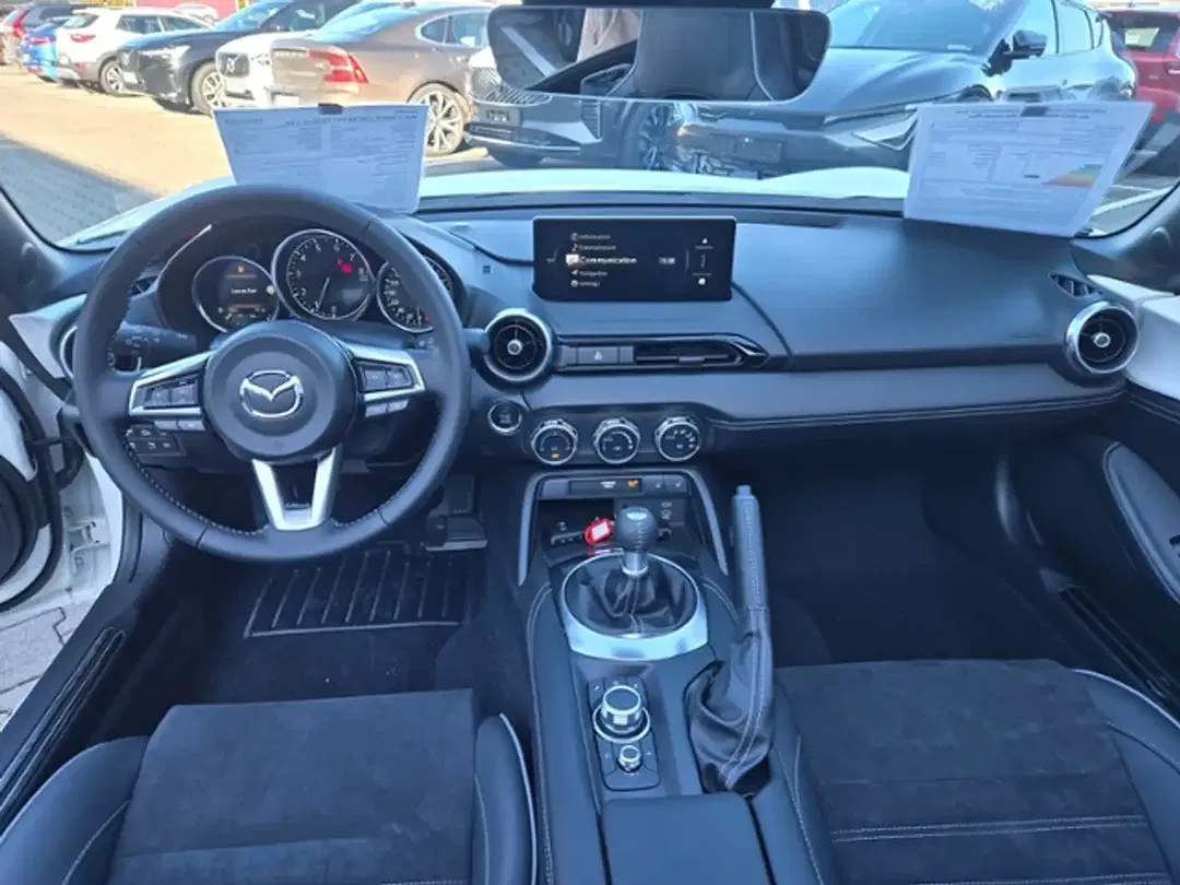 Mazda MX-5 1.5 6MT - foto 2