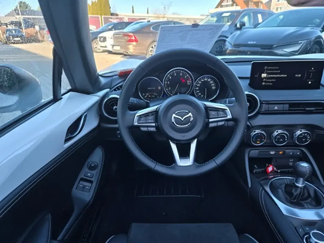 Mazda MX-5 1.5 6MT - Thumbnail 7