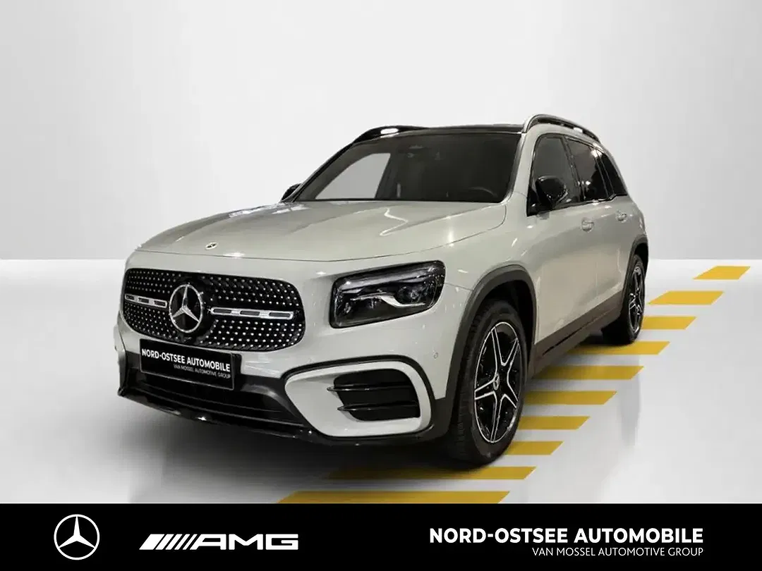 Mercedes-Benz GLB 200 AMG Night - Thumbnail 1