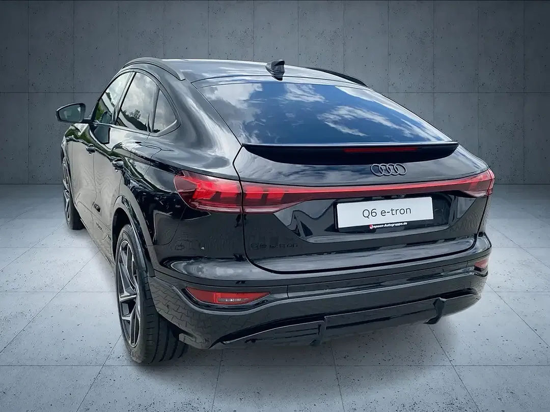 Audi Q6 e-tron performance Sportback S line - Thumbnail 3