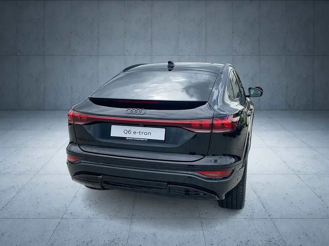 Audi Q6 e-tron performance Sportback S line - Thumbnail 4