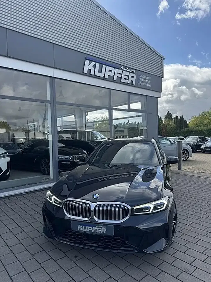 BMW 320 M Touring - Thumbnail 3