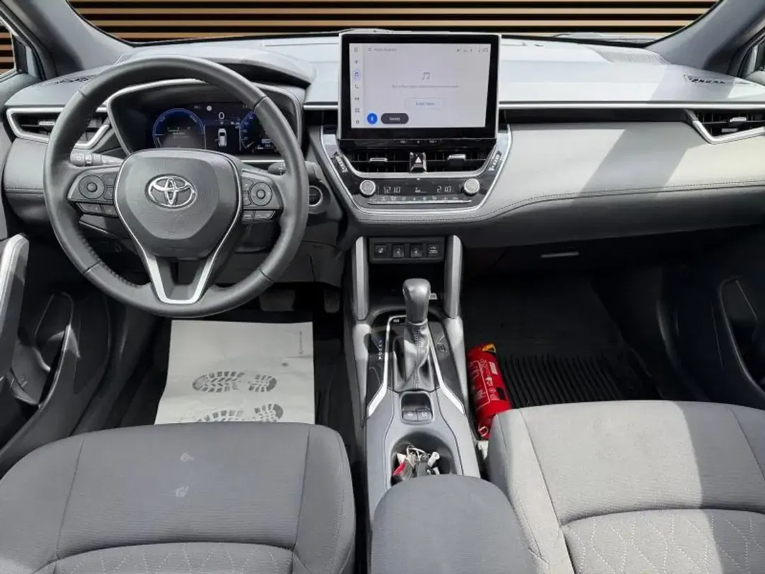 Toyota Corolla Cross Style - Thumbnail 13